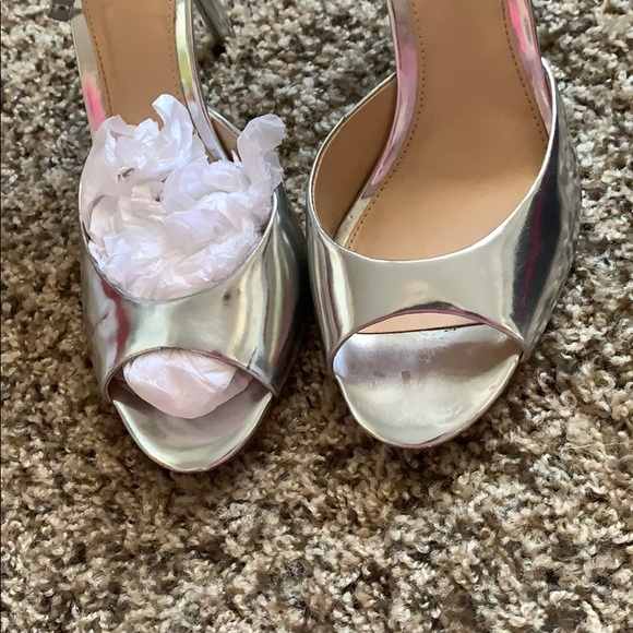 Vince camuto heels - Picture 8 of 16